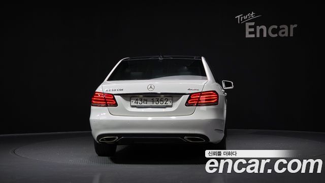 Mercedes-Benz E-Class E250 CDI 4MATIC — пробег 140 831 км