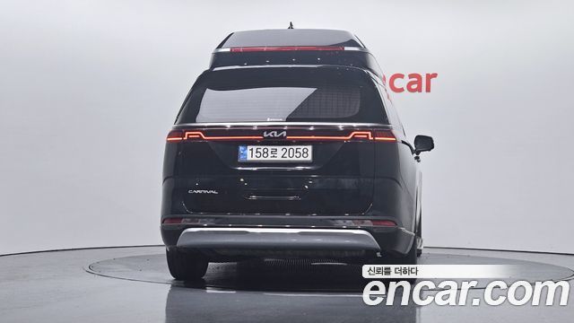 Kia Carnival 7-Seater Hi-Limousine Signature — пробег 51 551 км