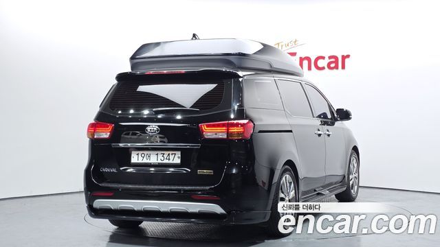 Kia Carnival 7-seater Hi-limousine President — пробег 98 923 км
