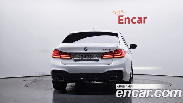 BMW 5-Series 520d M Sport Package Plus — пробег 88 419 км