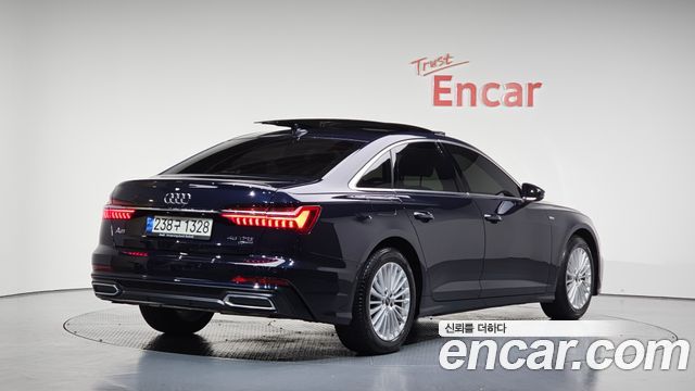 Audi A6 45 TFSI Quattro Premium — пробег 54 945 км