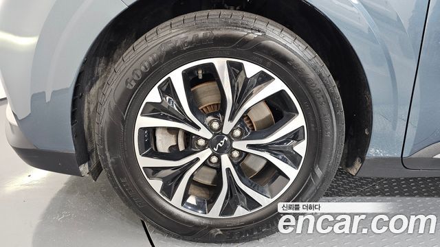 Kia Carnival 9-Seater Prestige — пробег 87 979 км