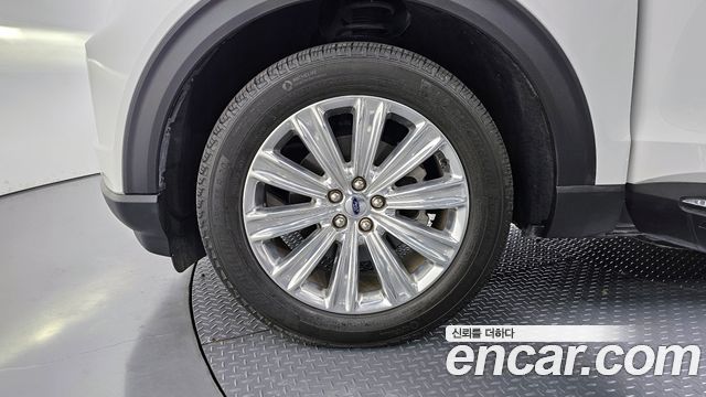 Ford Explorer 2.3 LimIted 4WD — пробег 21 853 км