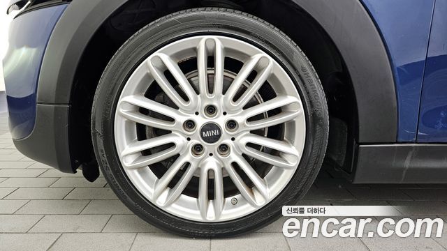 Mini Cooper Standard Third Generation — пробег 85 341 км