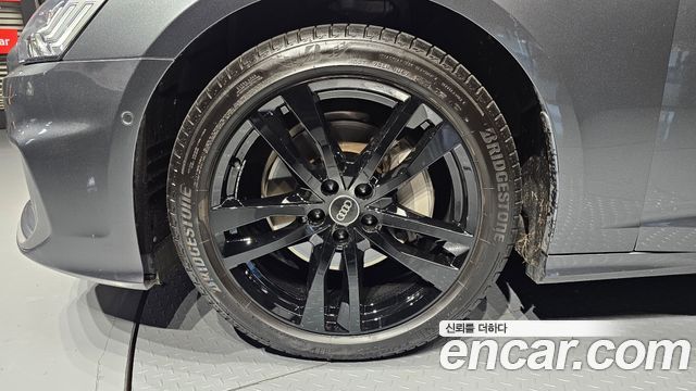 Audi A6 45 TFSI Quattro Premium — пробег 33 637 км