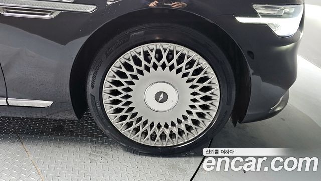 Genesis G90 3.8 AWD Premium Luxury — пробег 159 698 км
