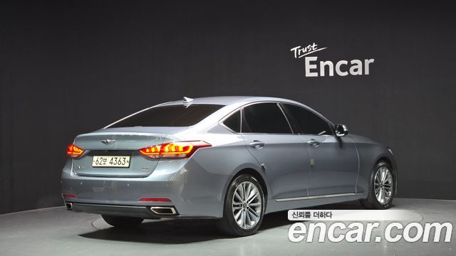 Hyundai Genesis из Кореи Encar