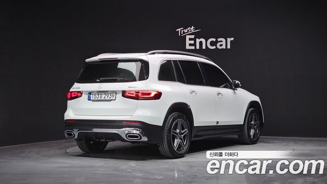 Mercedes-Benz GLB-Class GLB250 4MATIC — пробег 78 302 км — фото 2 из 5
