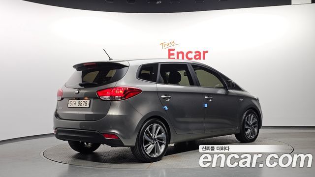 Kia Carens из Кореи Encar