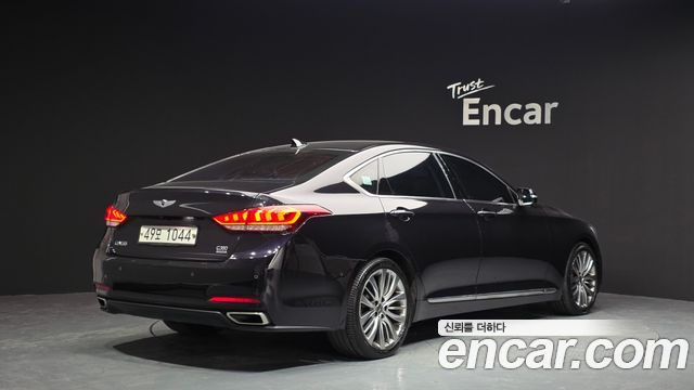 Hyundai Genesis из Кореи Encar