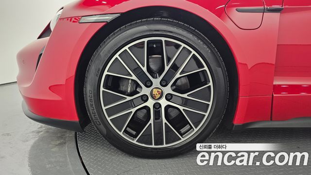 Porsche Taycan из Кореи Encar