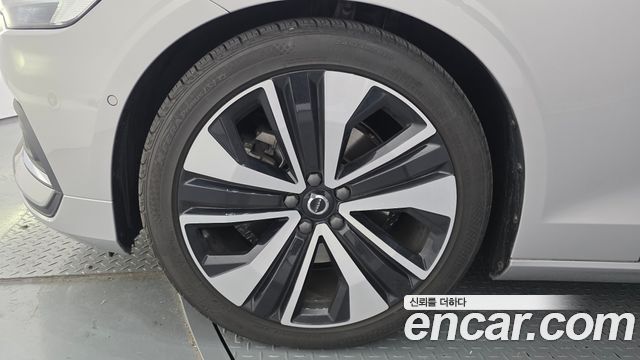 Volvo S60 из Кореи Encar