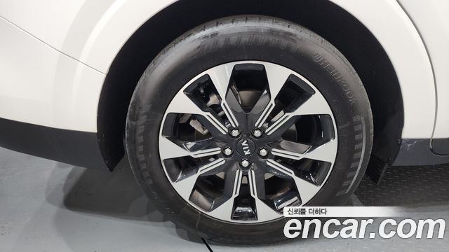Kia Carnival 9-Seater Signature — пробег 74 340 км — фото 5 из 5