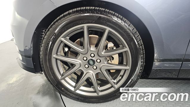 Land Rover Range Rover Velar из Кореи Encar