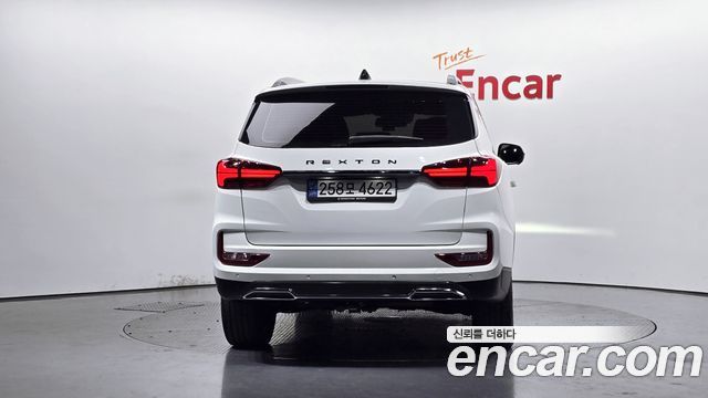Ssangyong Rexton из Кореи Encar