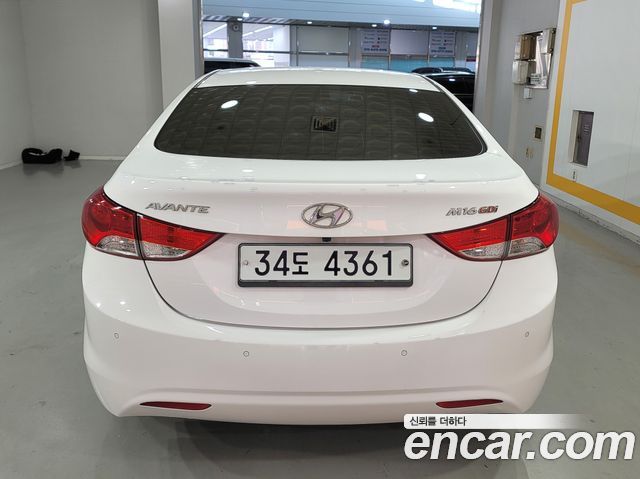 Hyundai AVANTE из Кореи Encar