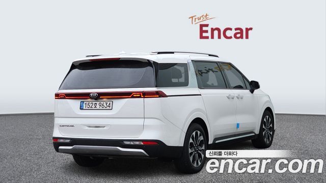 Kia Carnival из Кореи Encar