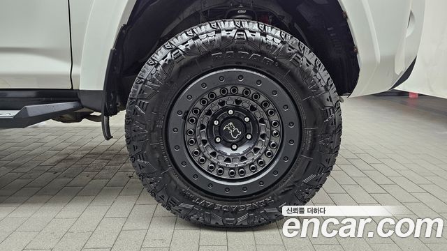 Toyota 4Runner V6 4WD SR5 — пробег 107 506 км