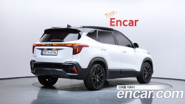 Kia Seltos из Кореи Encar