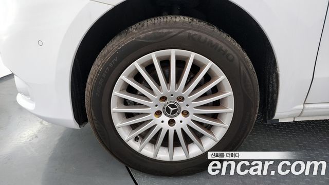 Mercedes-Benz V-Class из Кореи Encar
