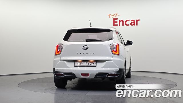 Ssangyong TIBOLI из Кореи Encar
