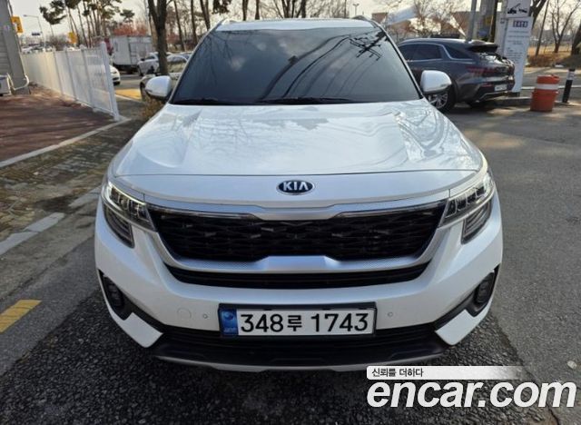 Kia Seltos из Кореи Encar