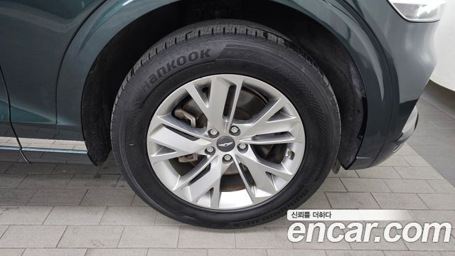 Genesis GV70 из Кореи Encar
