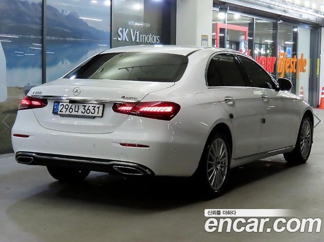 Mercedes-Benz E-Class из Кореи Encar