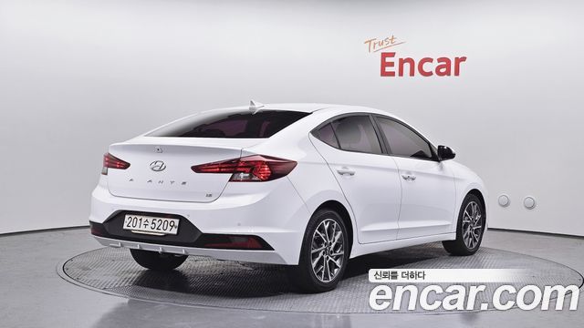 Hyundai AVANTE из Кореи Encar