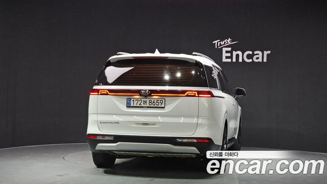 Kia Carnival из Кореи Encar