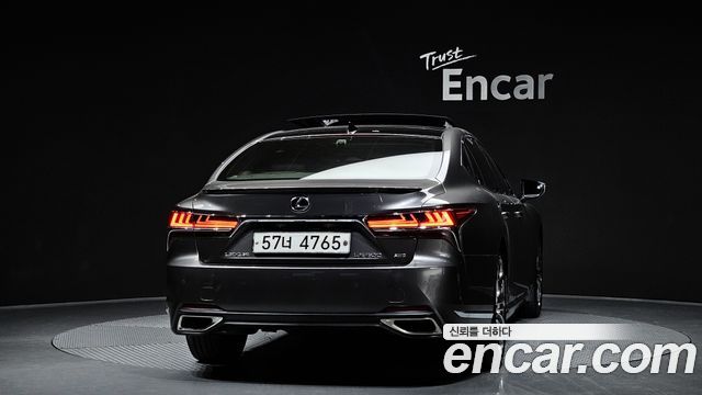 Lexus LS из Кореи Encar