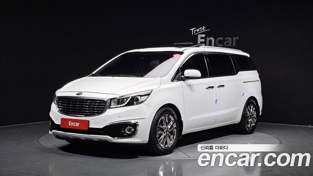 Kia Carnival 9-seater Prestige — пробег 123 022 км — фото 1 из 5