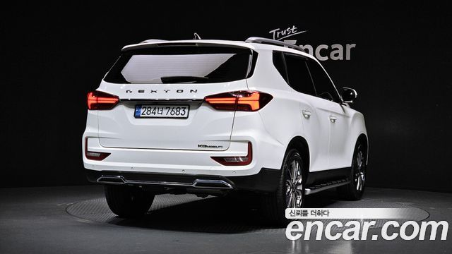 Ssangyong Rexton из Кореи Encar