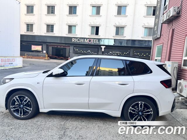 BMW iX1 из Кореи Encar