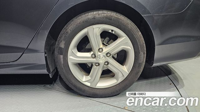 Hyundai Sonata 2.0 Smart Spicial — пробег 173 975 км — фото 5 из 5