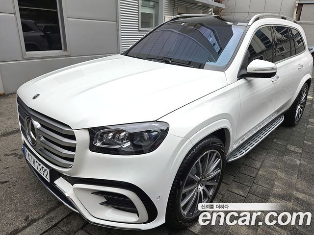 Mercedes-Benz GLS-Class GLS450 4MATIC — пробег 200 км — фото 2 из 5