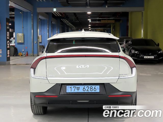 Kia EV6 из Кореи Encar