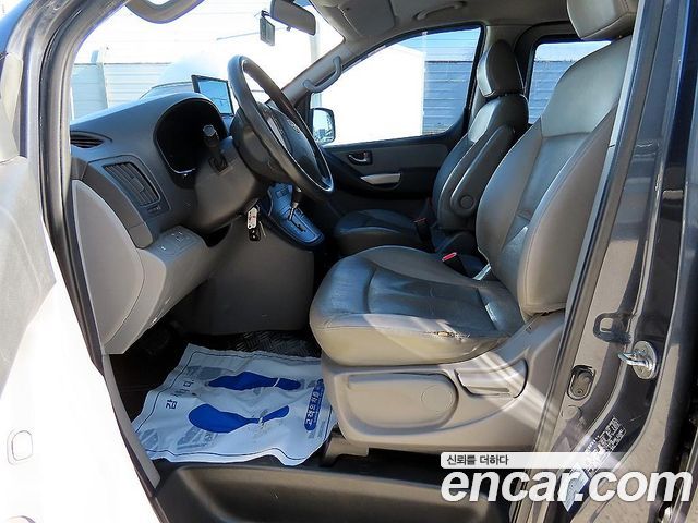 Hyundai Starex 5-Seater VAN CVX Luxury — пробег 224 337 км — фото 5 из 5