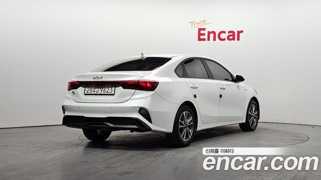 Kia K3 из Кореи Encar