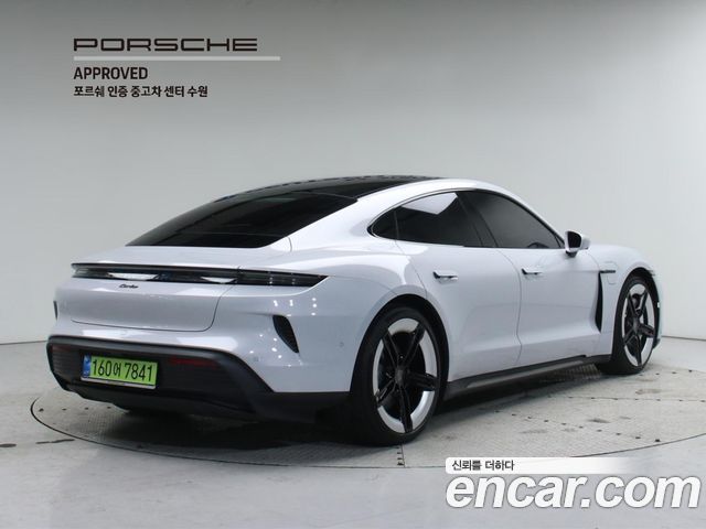 Porsche Taycan из Кореи Encar
