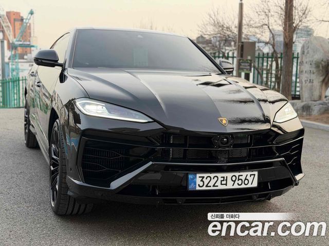 Lamborghini Urus из Кореи Encar