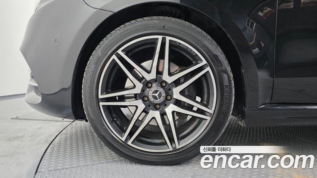 Mercedes-Benz V-Class из Кореи Encar