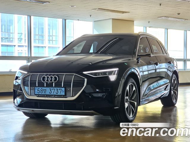 Audi e-tron из Кореи Encar