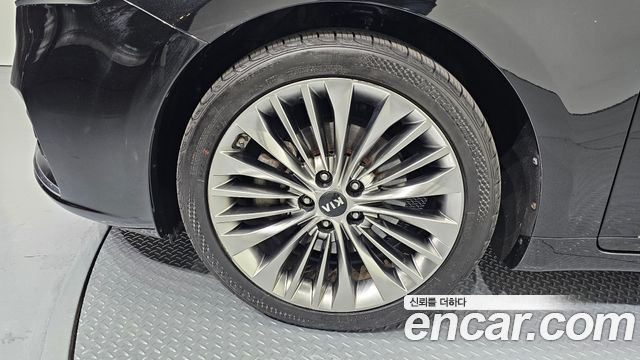 Kia K7 из Кореи Encar