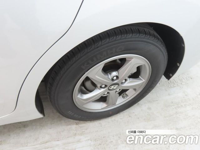 Hyundai AVANTE 1.6 GDI Smart — пробег 102 146 км — фото 5 из 5