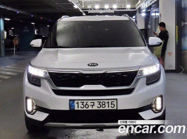 Kia Seltos из Кореи Encar