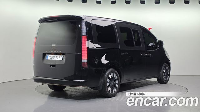 Hyundai Staria из Кореи Encar