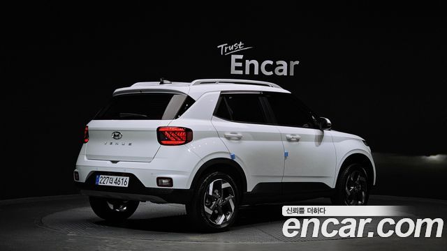 Hyundai Venue из Кореи Encar
