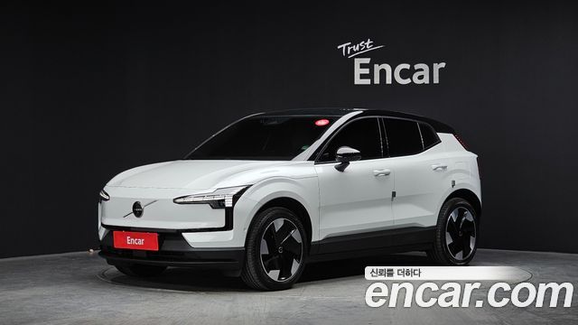 Volvo EX30 из Кореи Encar