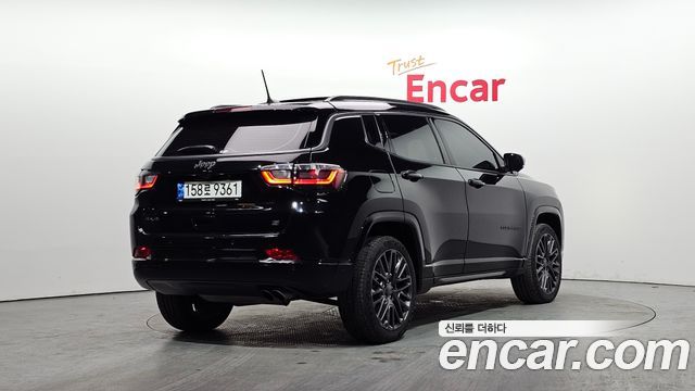 Jeep Compass из Кореи Encar